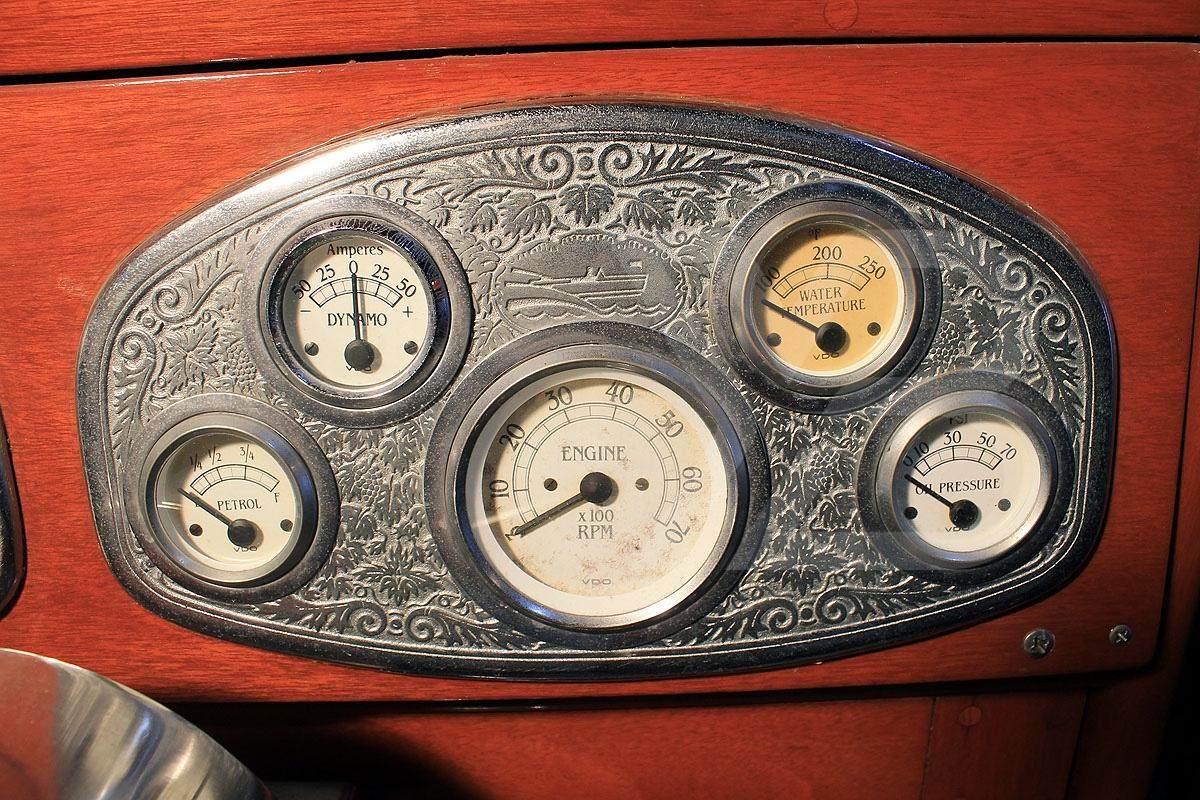 Allez — 1930 Chris Craft Commuter — photo 11
