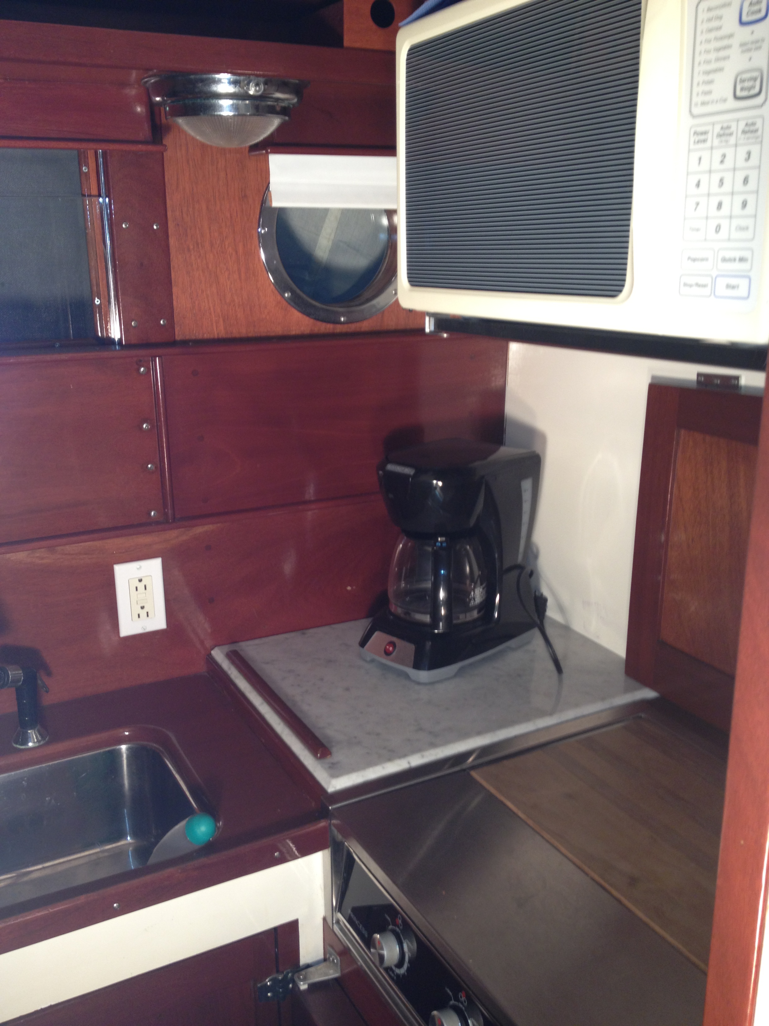 Allez — 1930 Chris Craft Commuter — photo 21