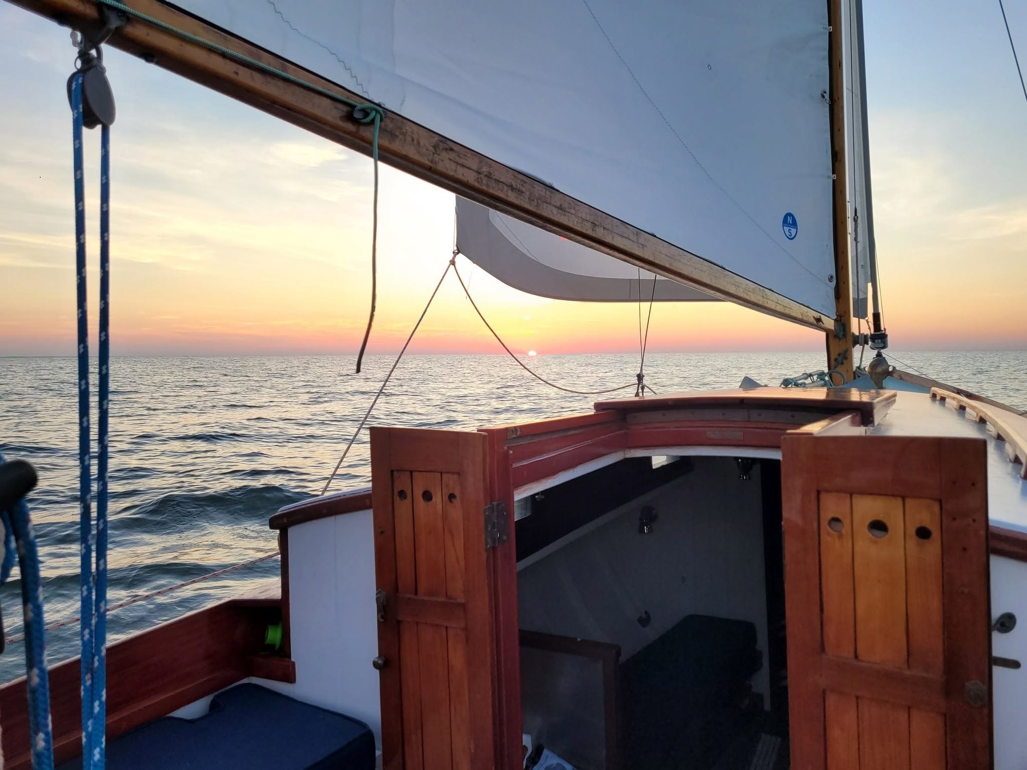 Annie L — Herreshoff H-28 Ketch — photo 12 of 15
