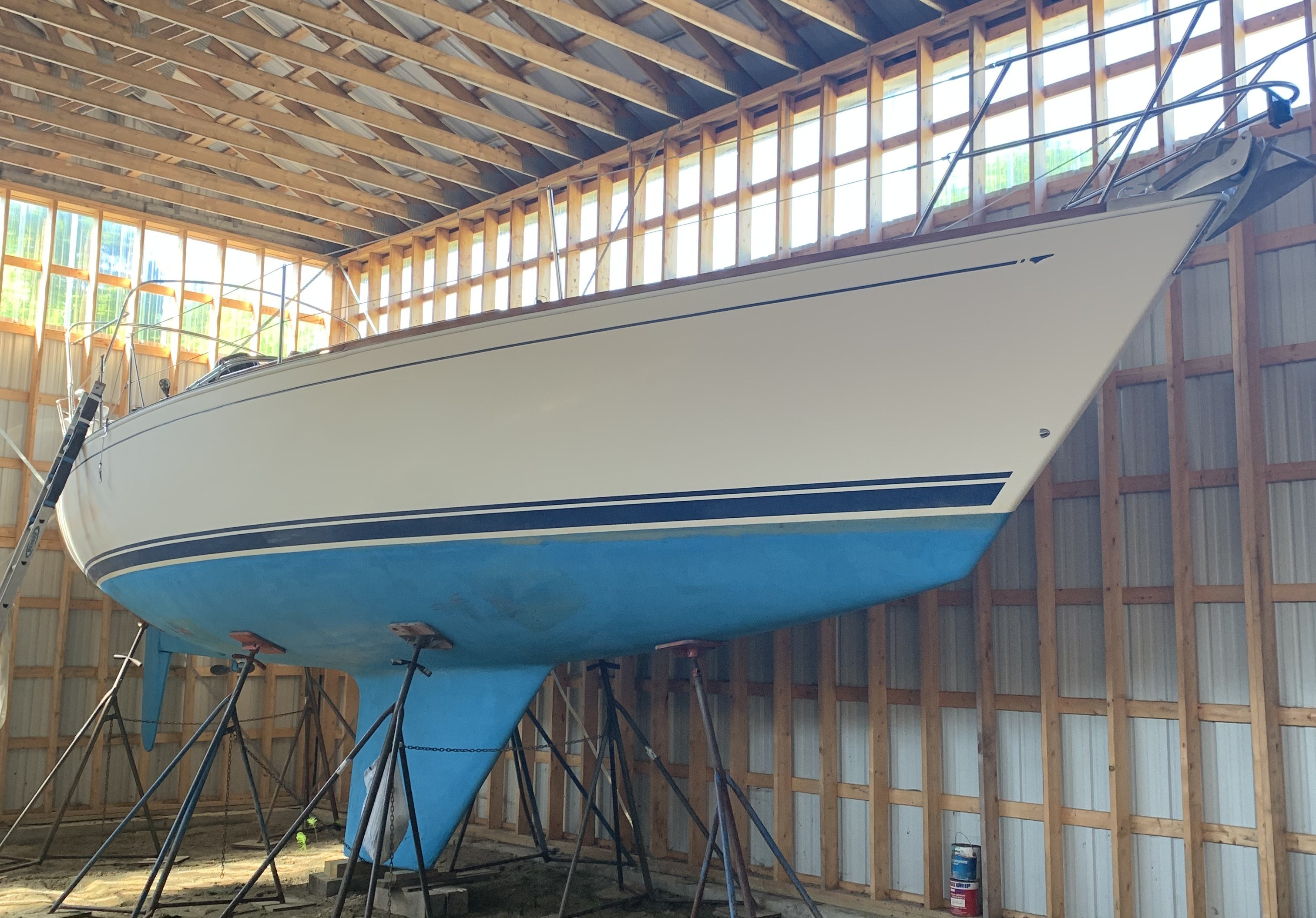 Attitude — Sabre 34 Targa Aft-Cabin Sloop — photo 4
