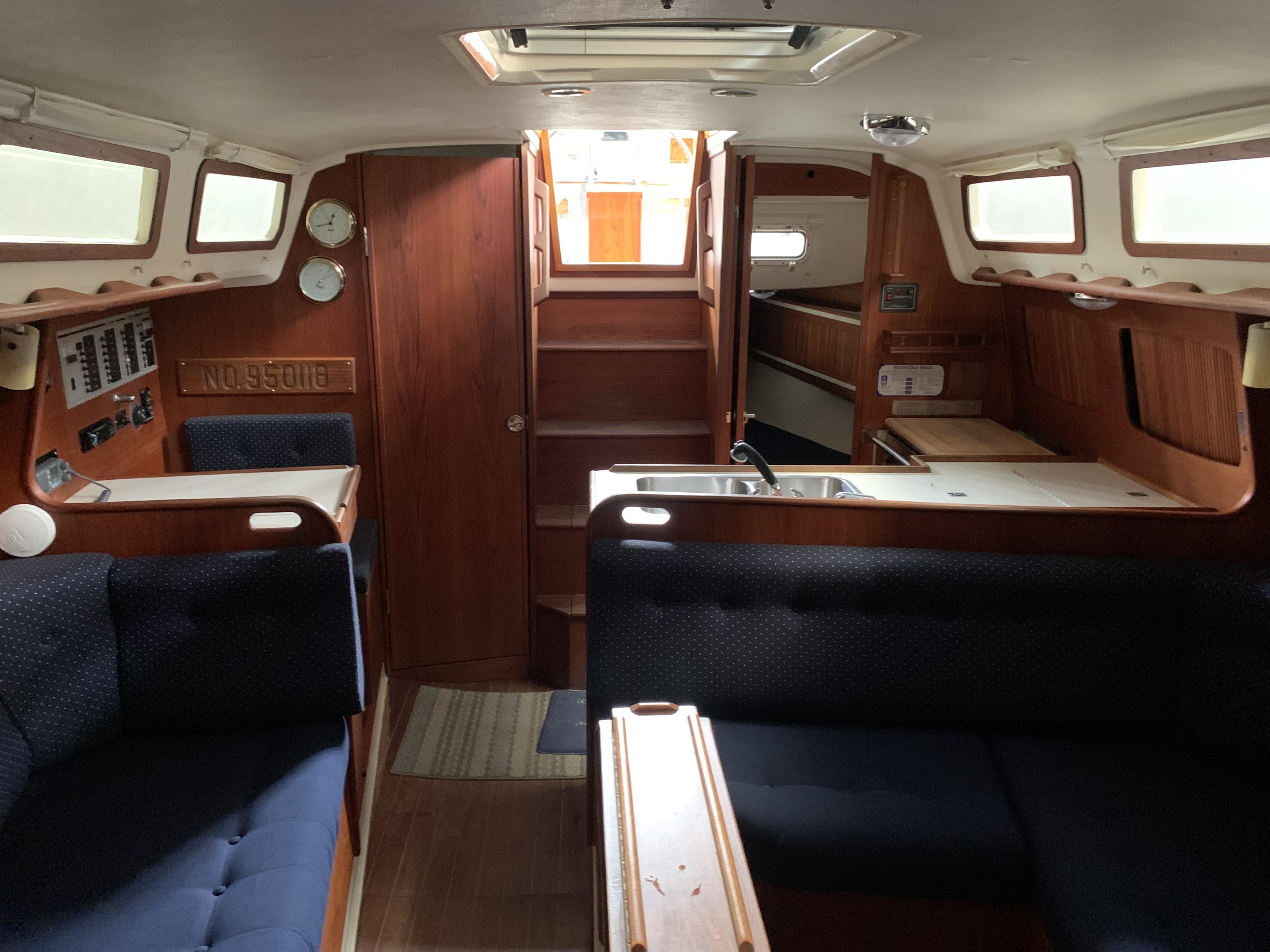 Attitude — Sabre 34 Targa Aft-Cabin Sloop — photo 15