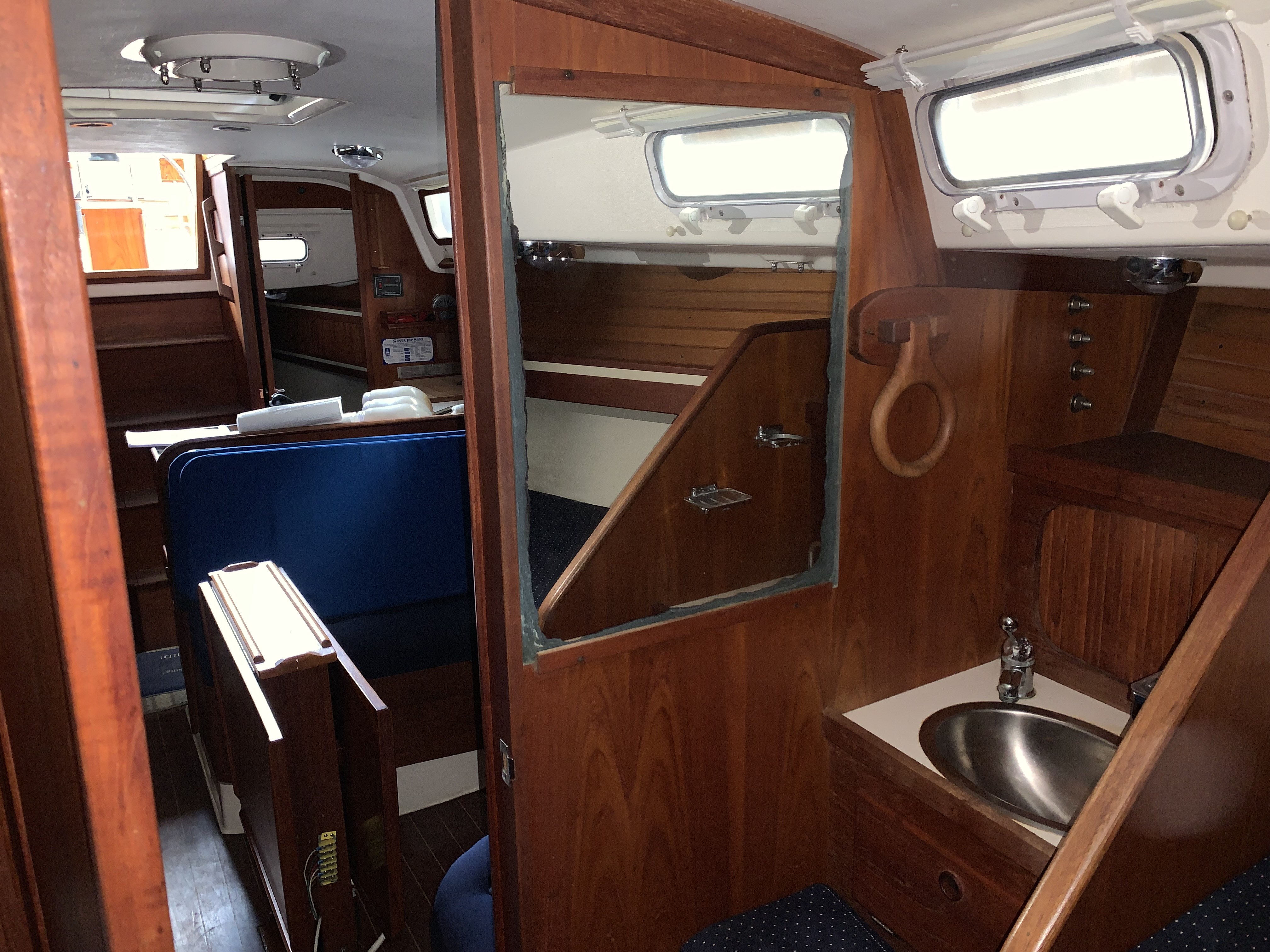 Attitude — Sabre 34 Targa Aft-Cabin Sloop — photo 19