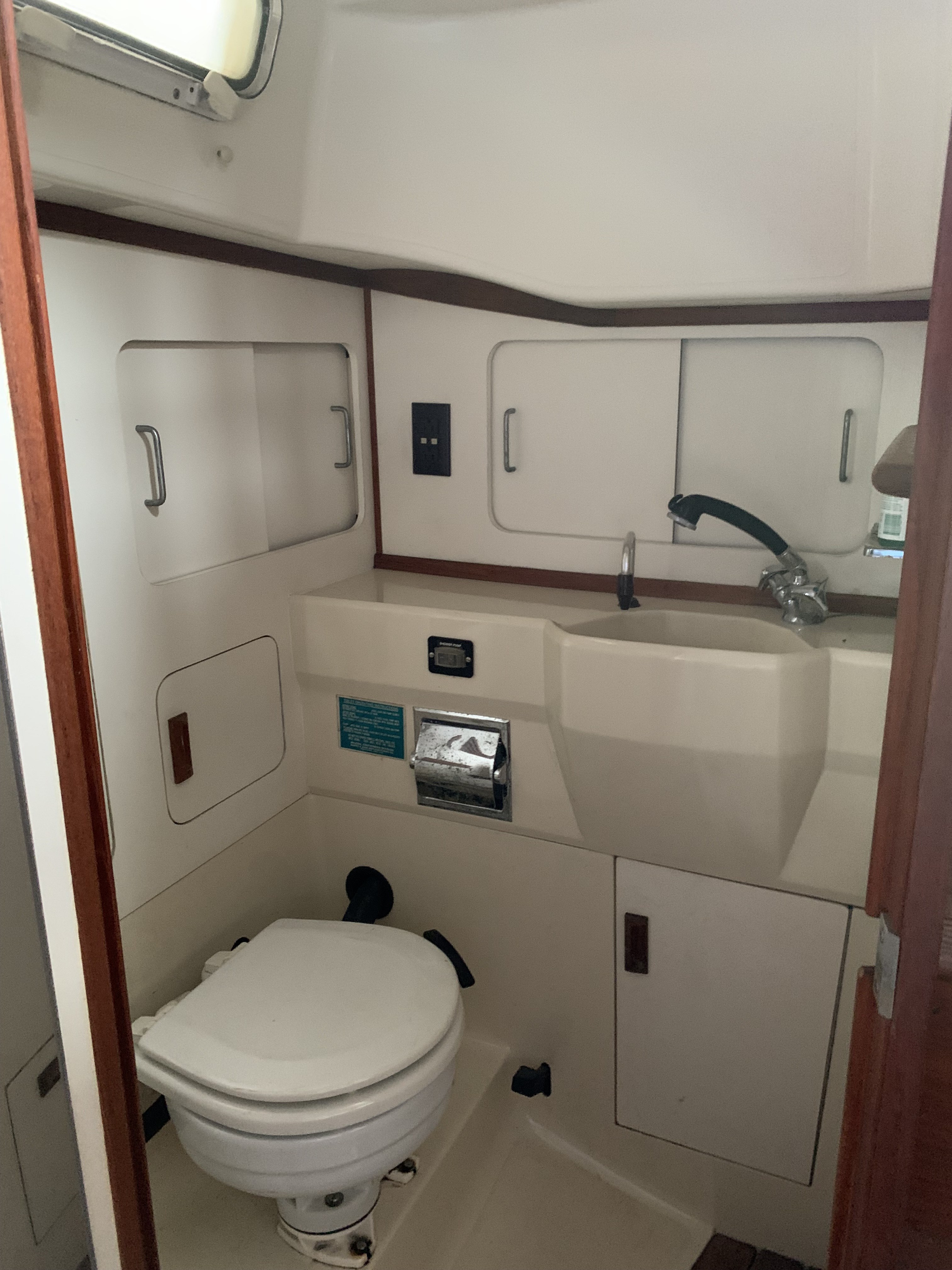Attitude — Sabre 34 Targa Aft-Cabin Sloop — photo 22