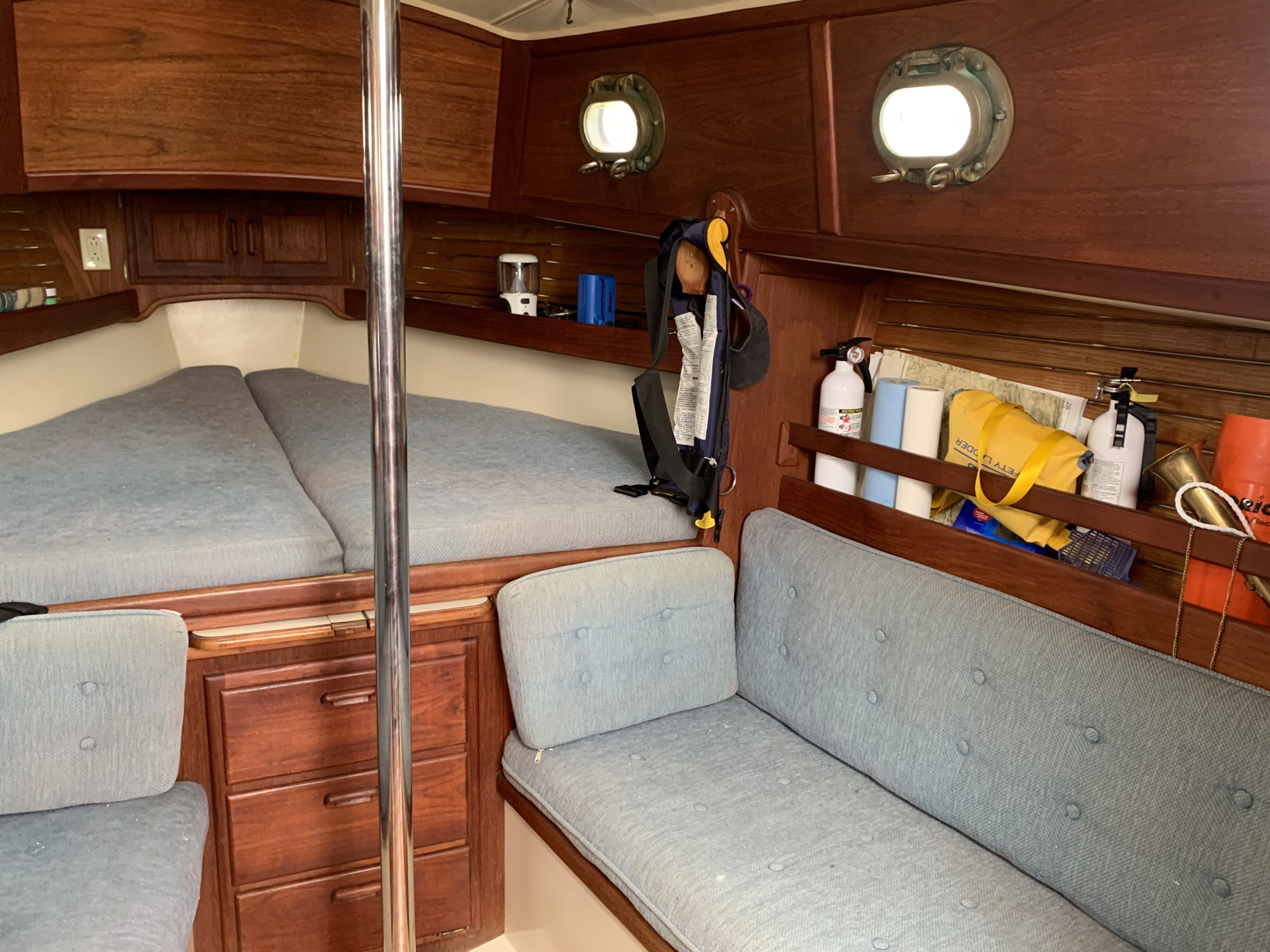 Christina — Pacific Seacraft Dana 24 Cutter — photo 7