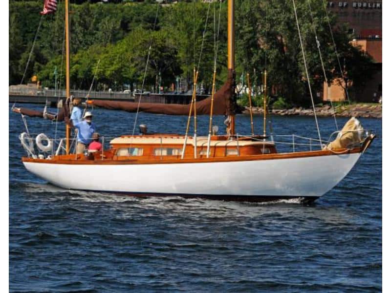 Ellida — 1958 Ohlson 35 Yawl