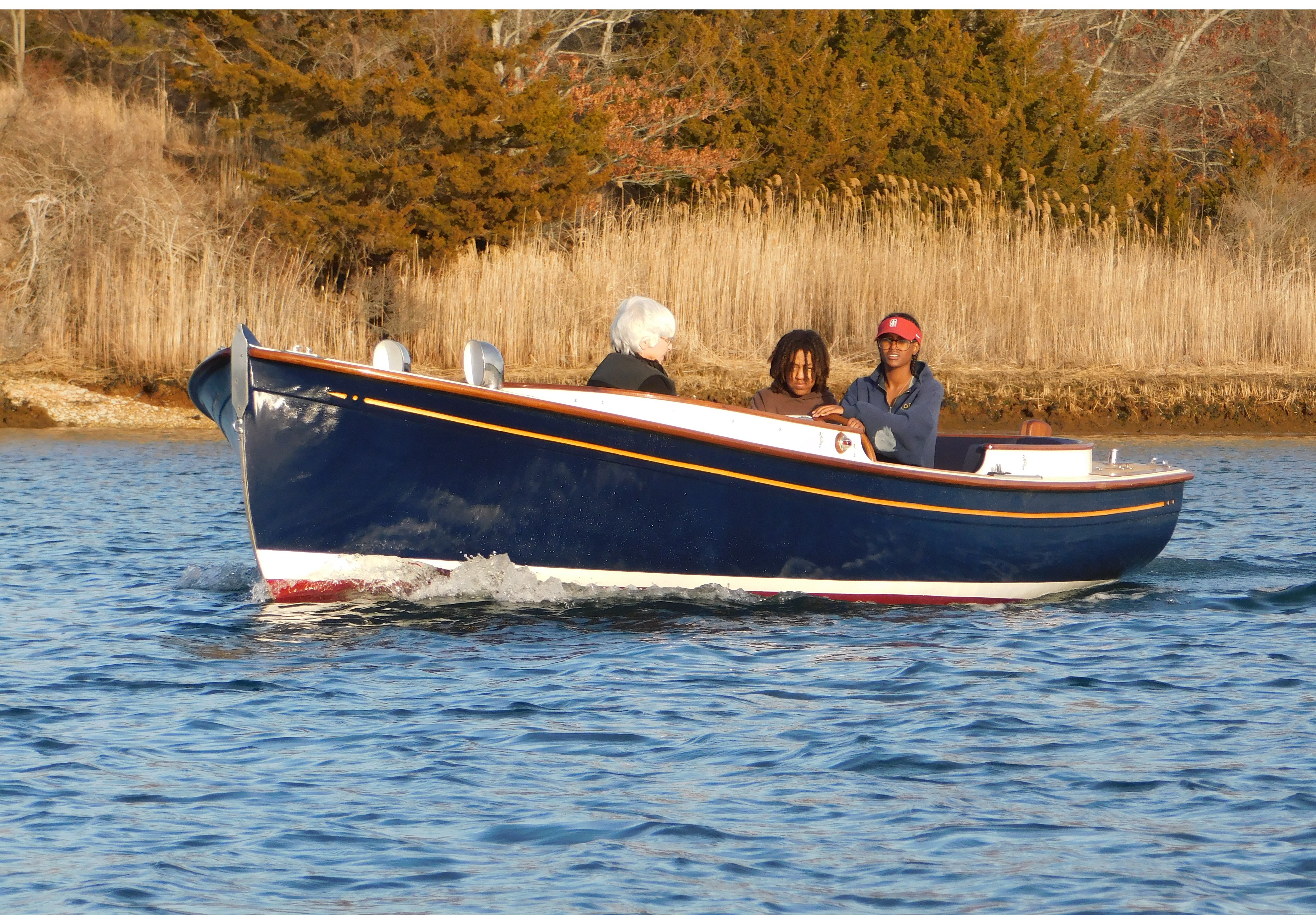 Gartside 17 — Cold-Molded Electric Launch