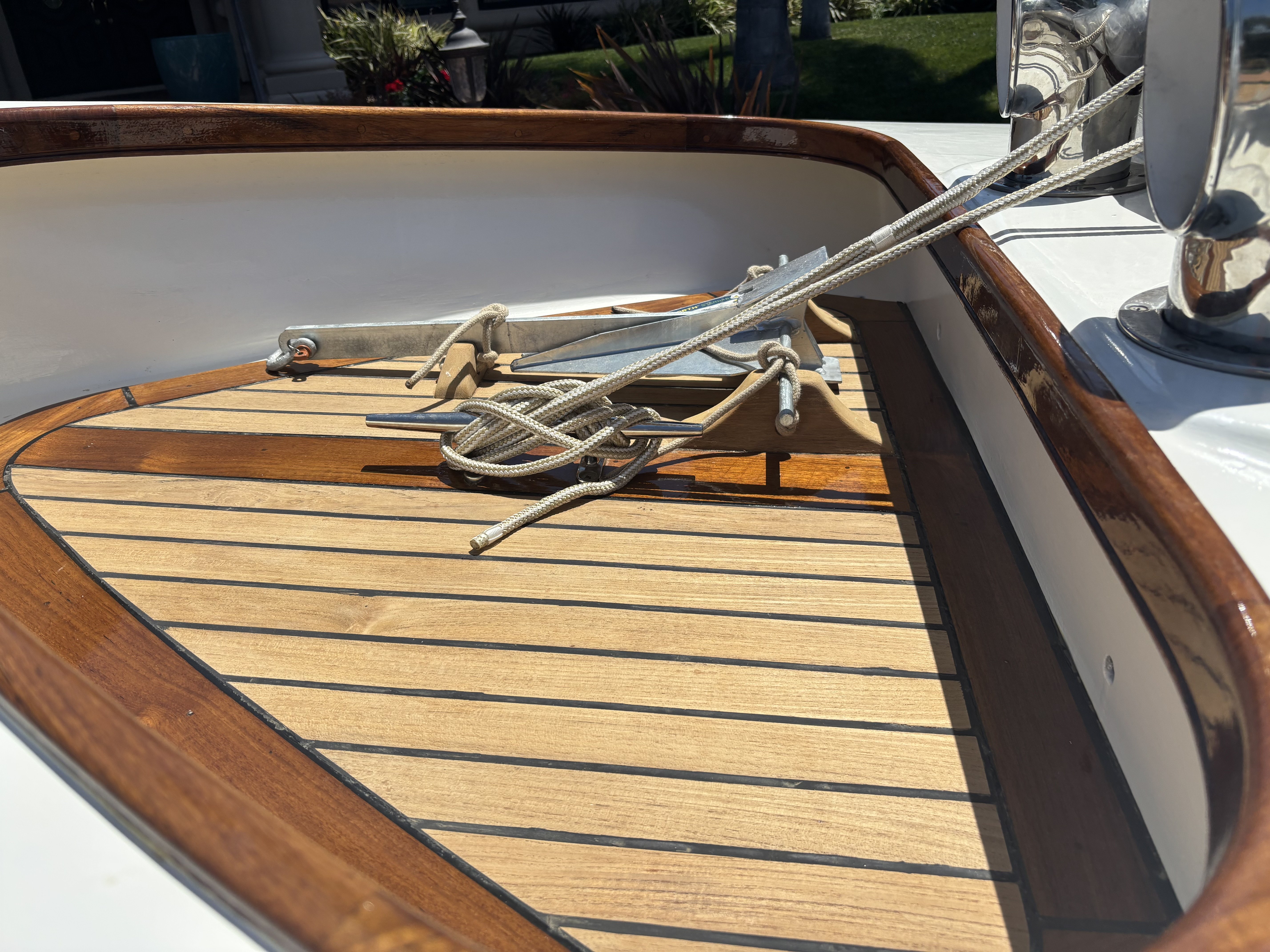 Gartside 17 — Cold-Molded Electric Launch — photo 8