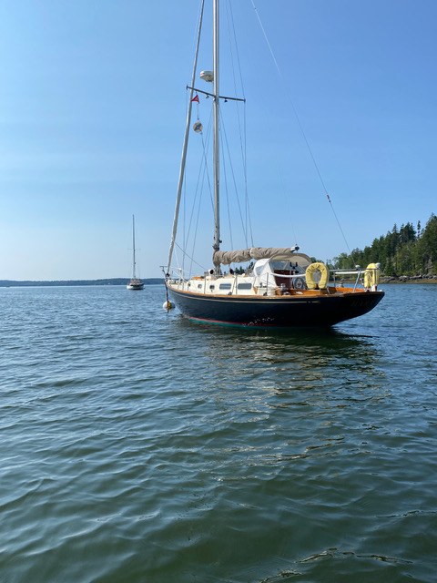Hara — Allied Seabreeze 35 Sloop — photo 4