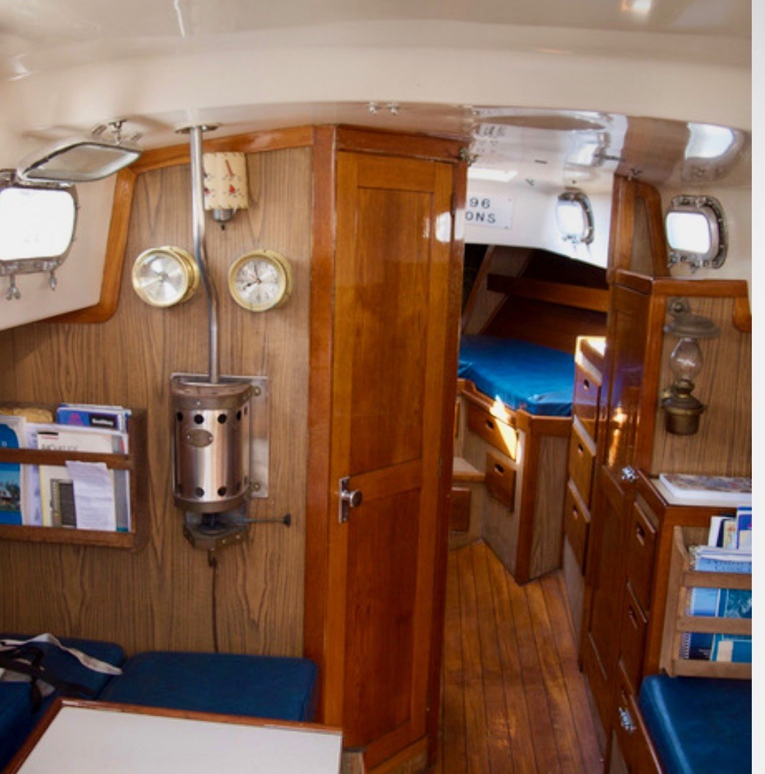 Hara — Allied Seabreeze 35 Sloop — photo 8