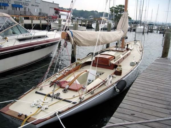 Hope — Alden Q Boat — photo 5 of 15