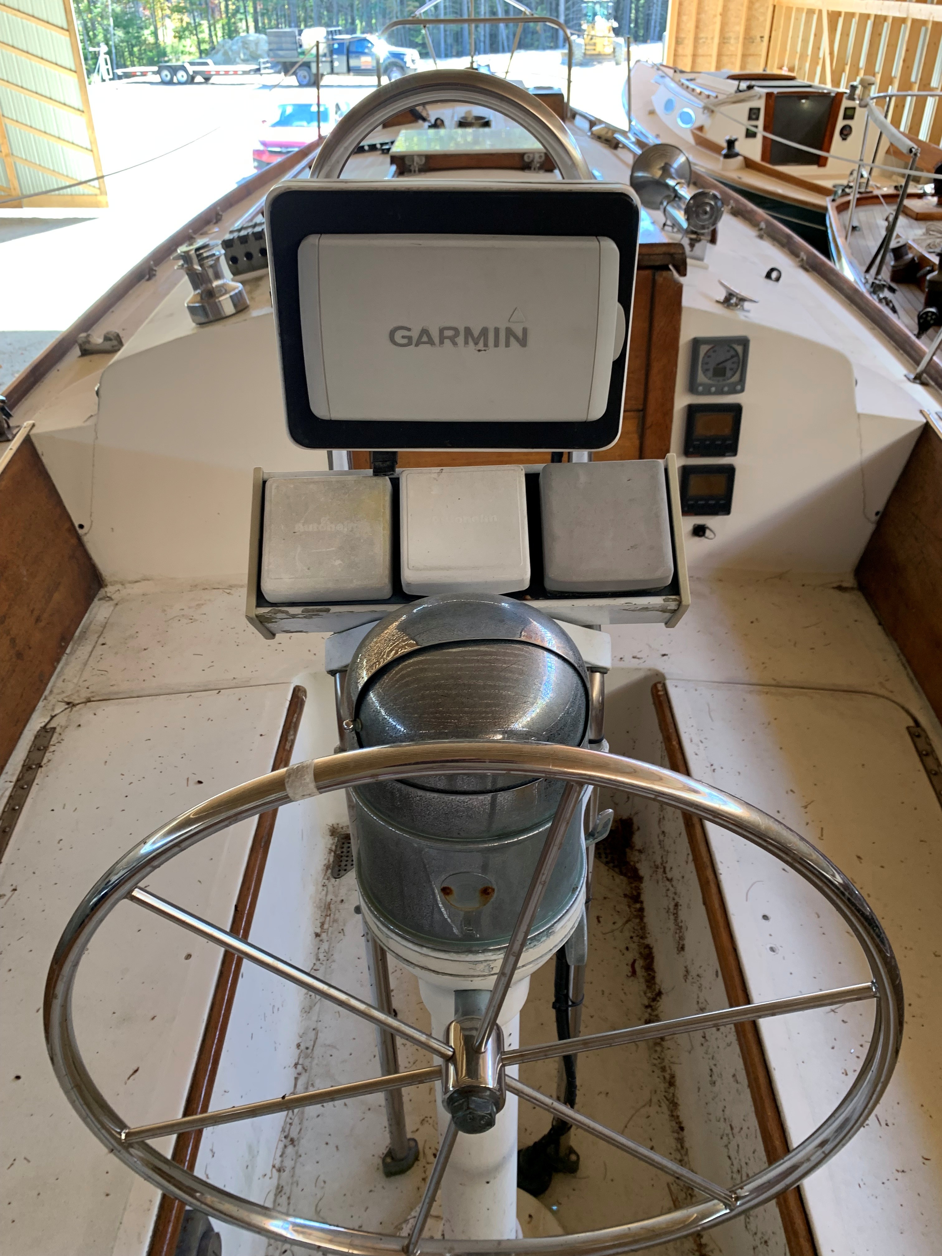 Jubilee — Hinckley Pilot 35 Sloop — photo 6