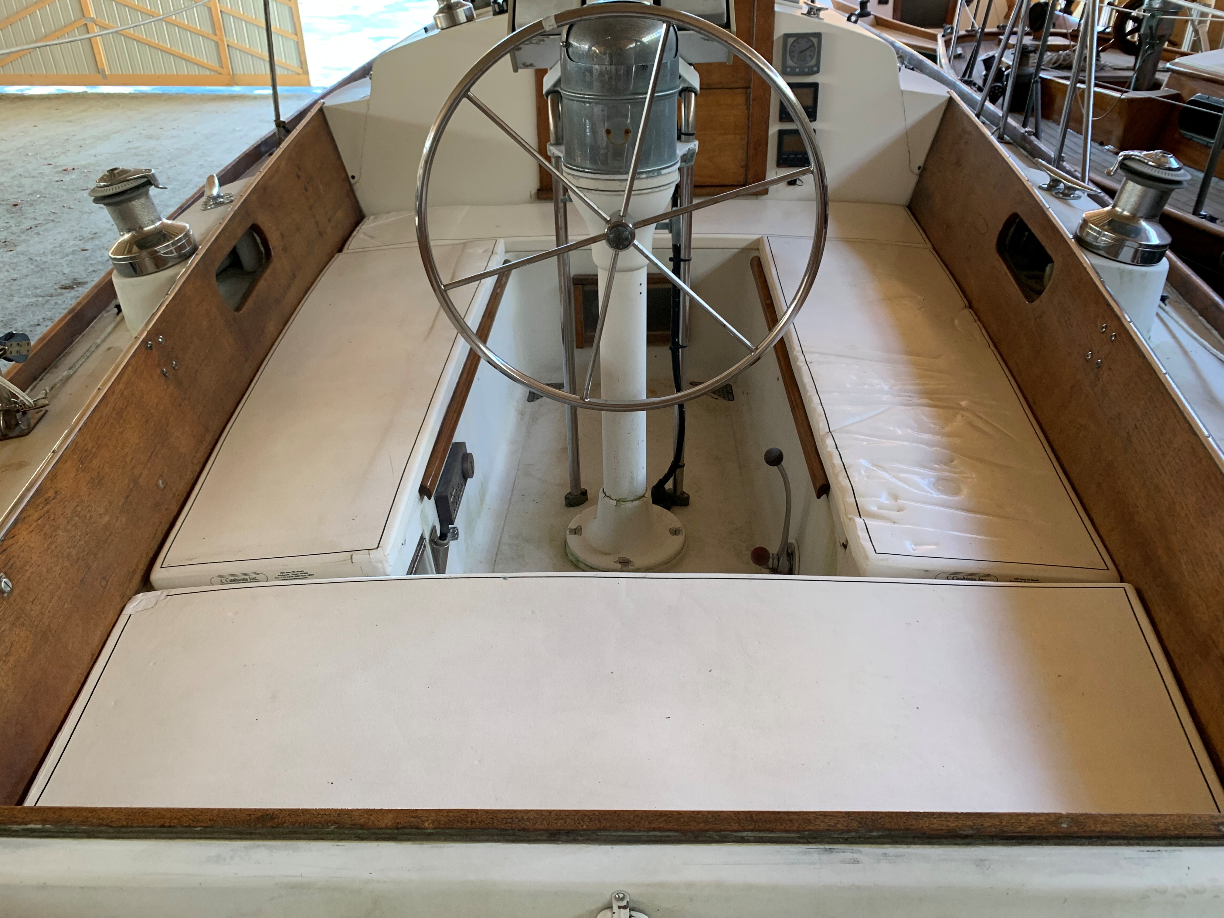 Jubilee — Hinckley Pilot 35 Sloop — photo 12