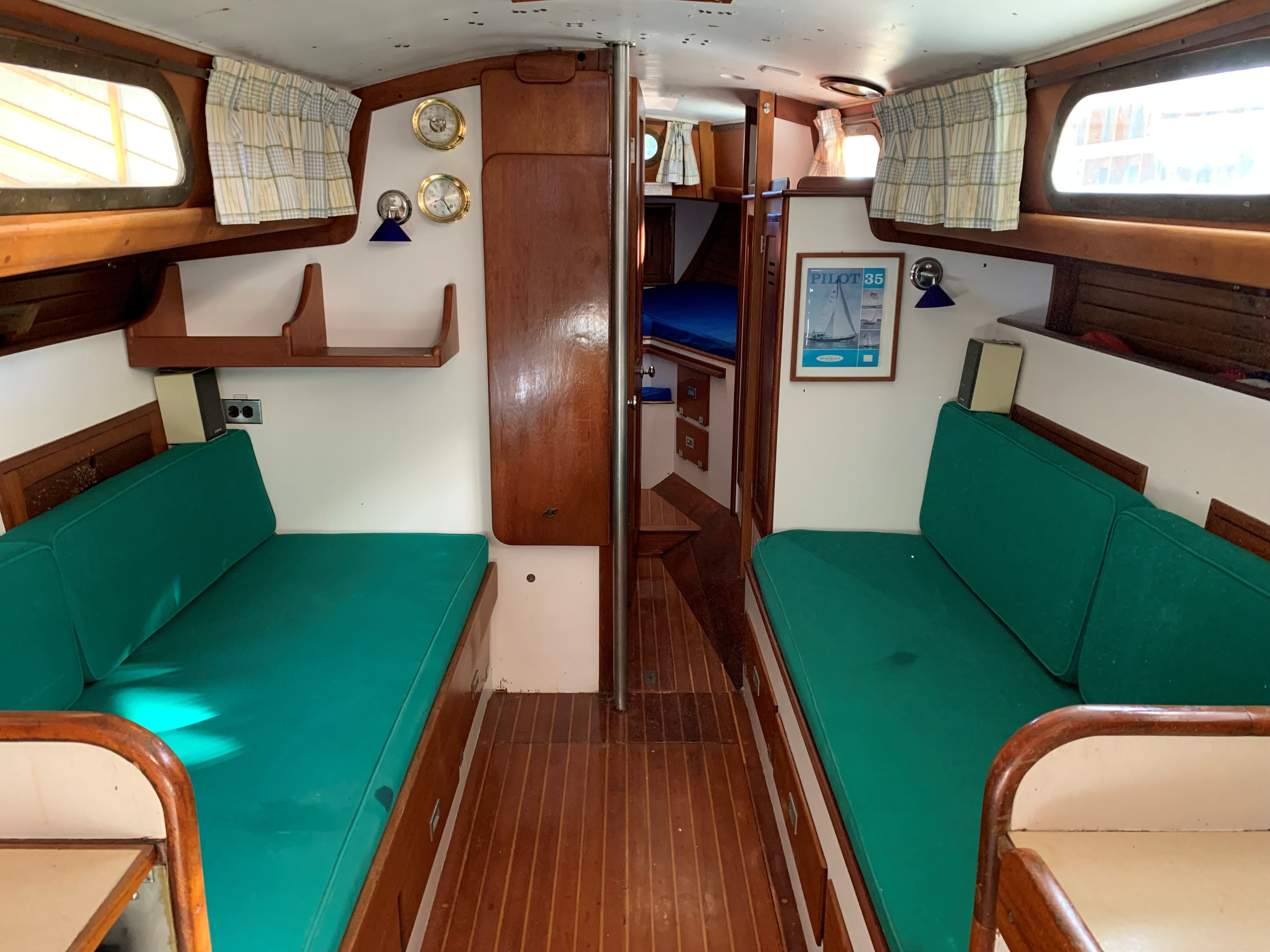 Jubilee — Hinckley Pilot 35 Sloop — photo 16