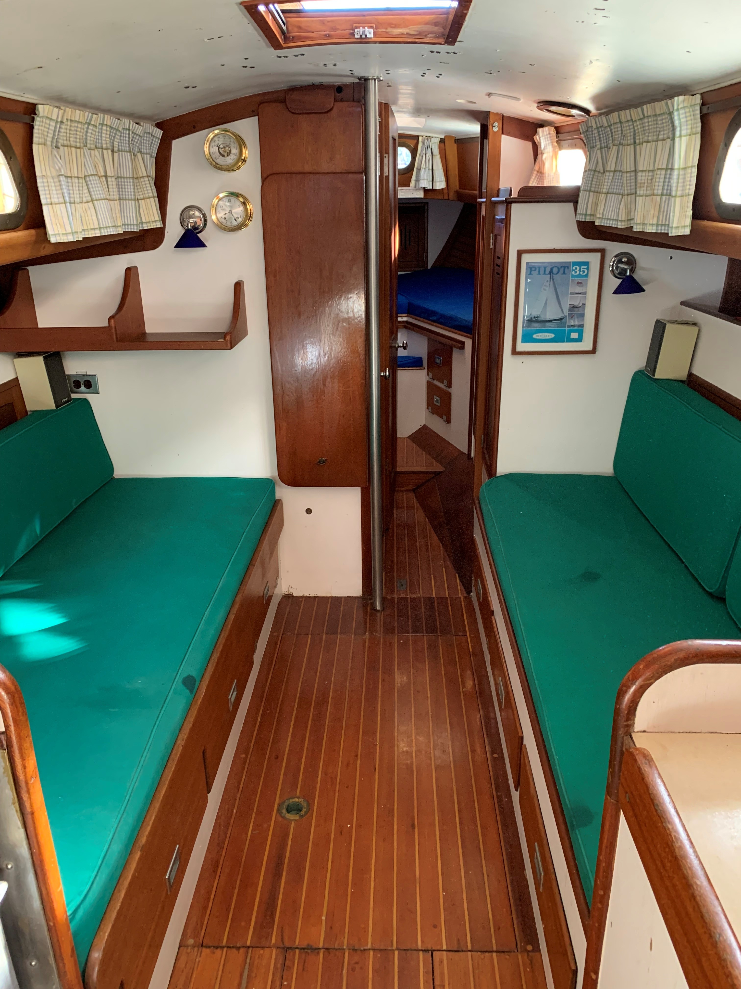 Jubilee — Hinckley Pilot 35 Sloop — photo 21