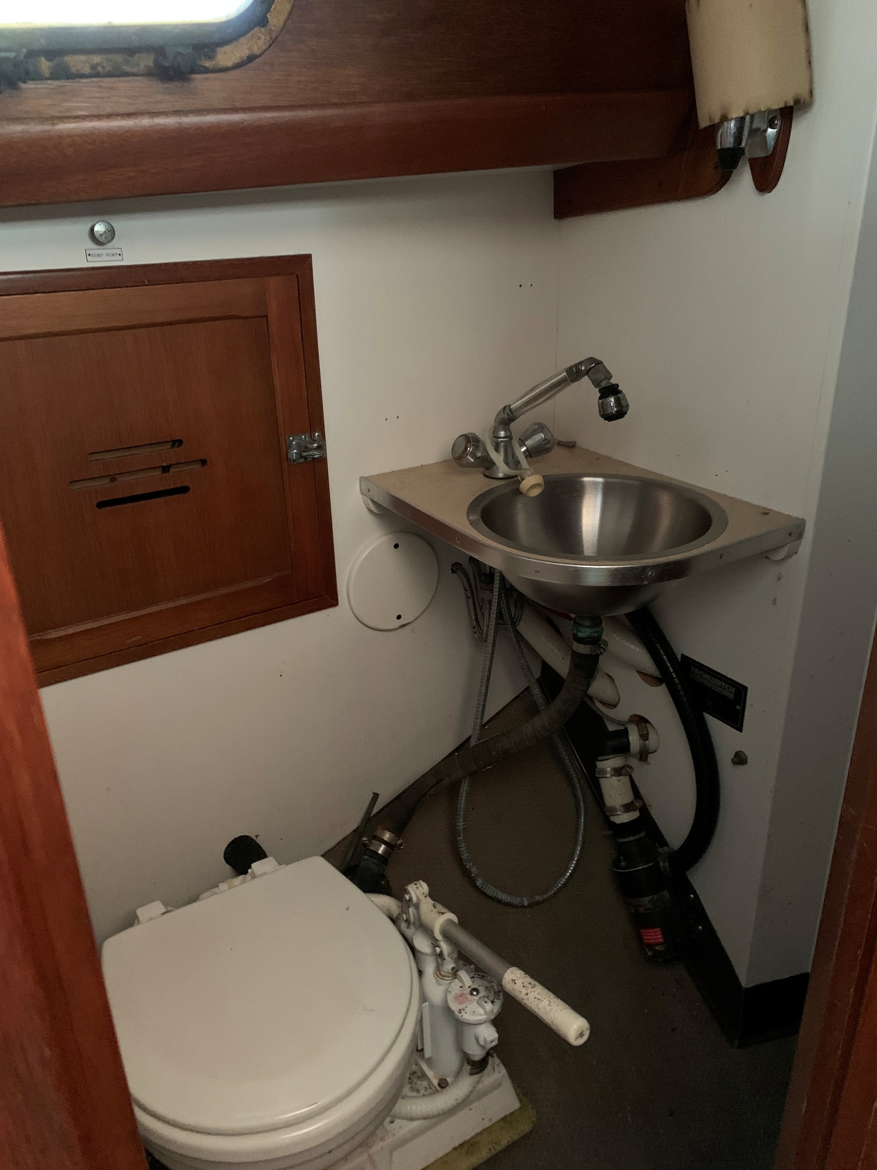Jubilee — Hinckley Pilot 35 Sloop — photo 22