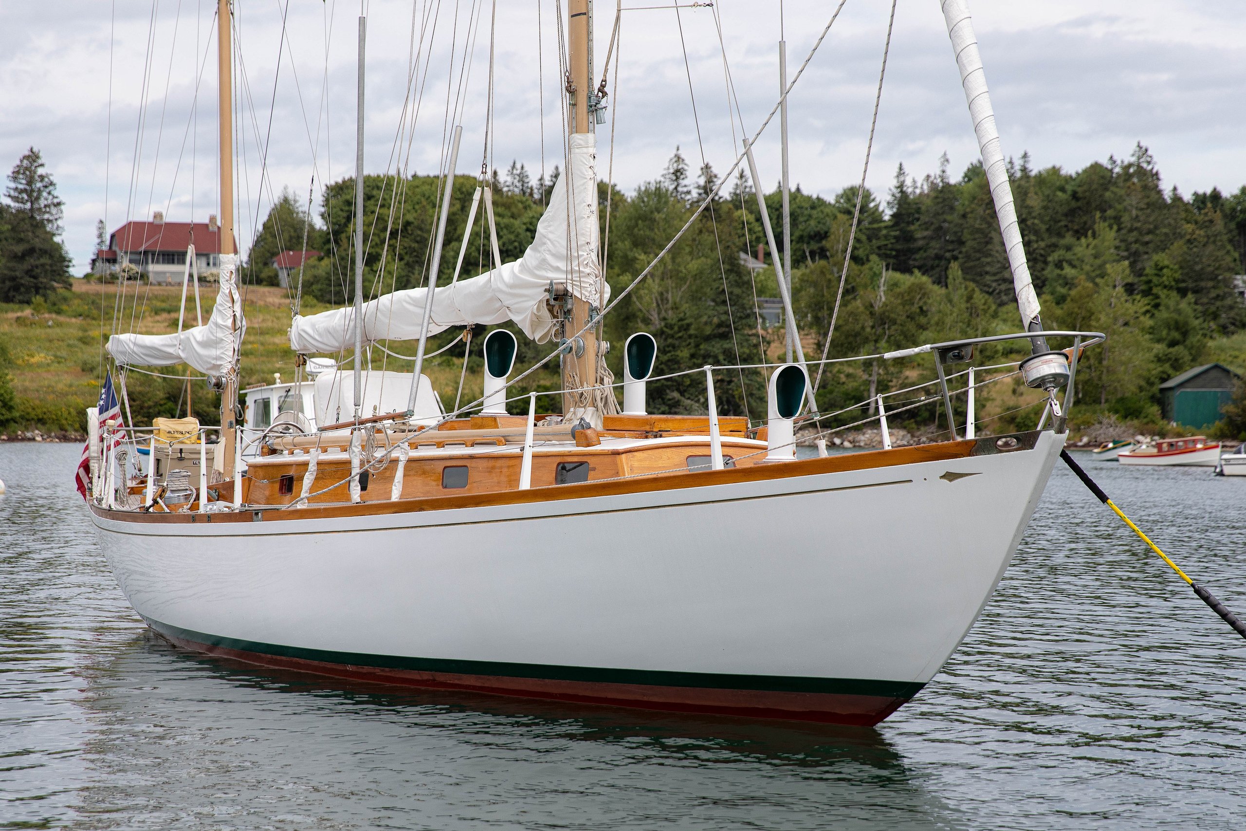 Madrigal — Sparkman & Stephens / Paul Luke Yawl — photo 3