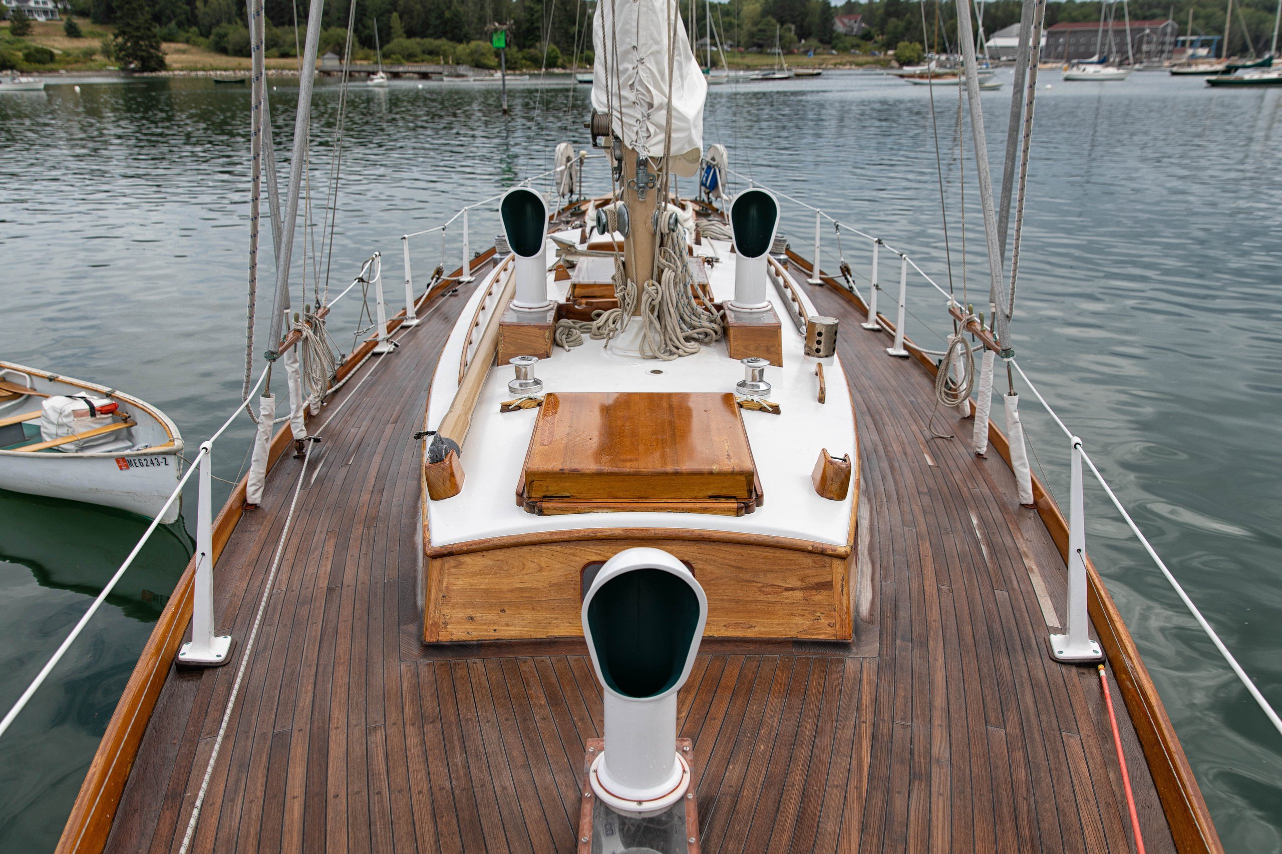 Madrigal — Sparkman & Stephens / Paul Luke Yawl — photo 16