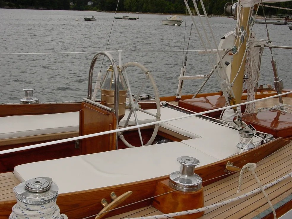 Madrigal — Sparkman & Stephens / Paul Luke Yawl — photo 44