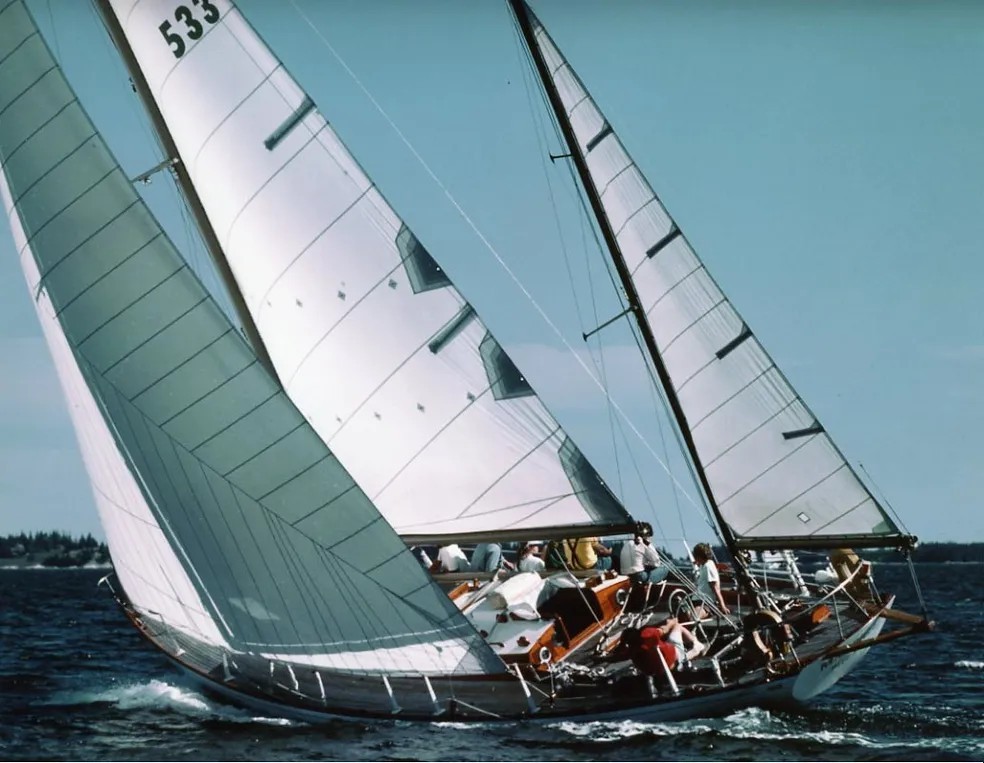 Madrigal — Sparkman & Stephens / Paul Luke Yawl — photo 46