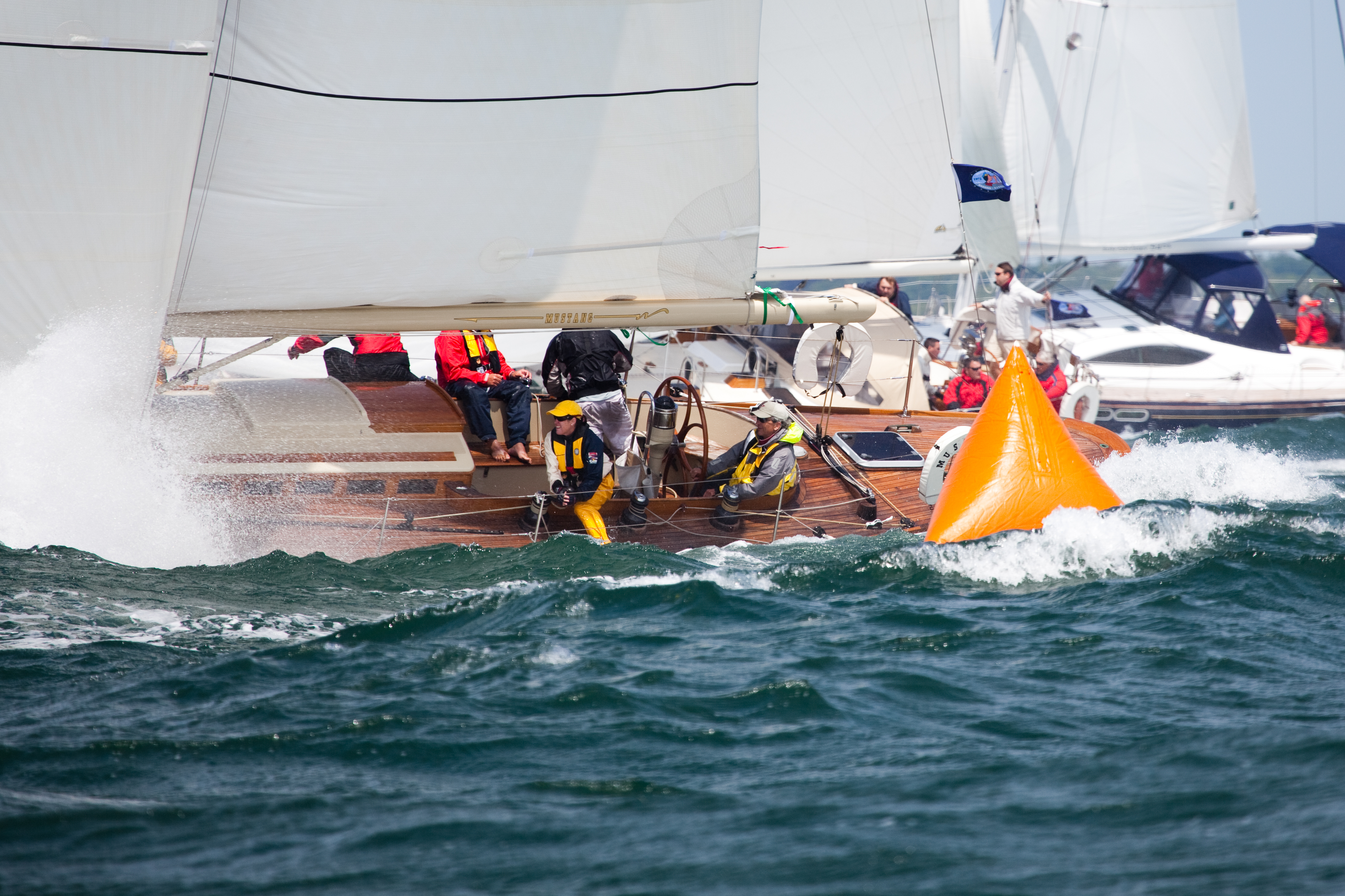 Mustang — W-Class W-46 Sloop — photo 24