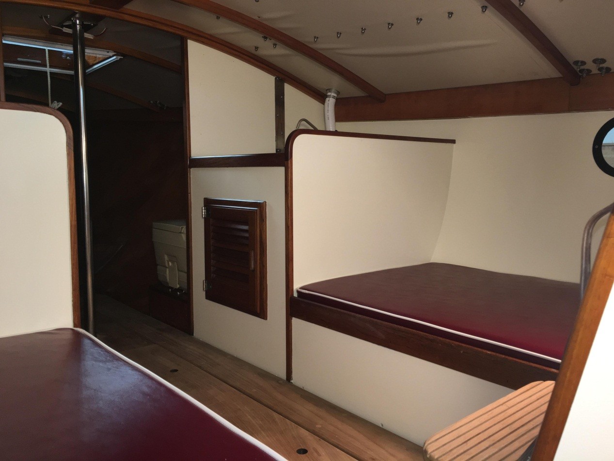 Nimble — Norton 30 Spirit of Tradition Sloop — photo 11