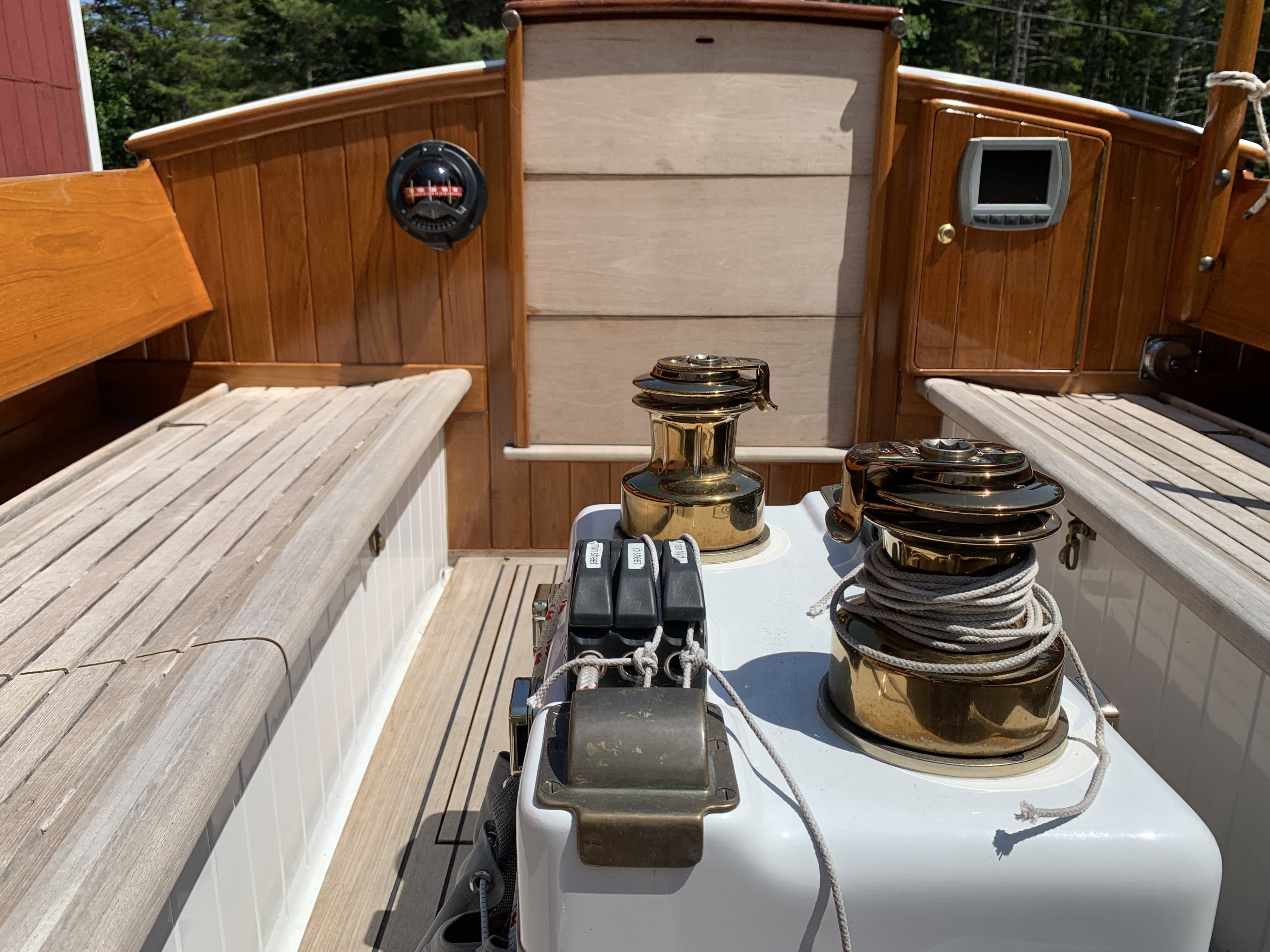 Nonoro — Herreshoff Alerion 26 Sloop — photo 12