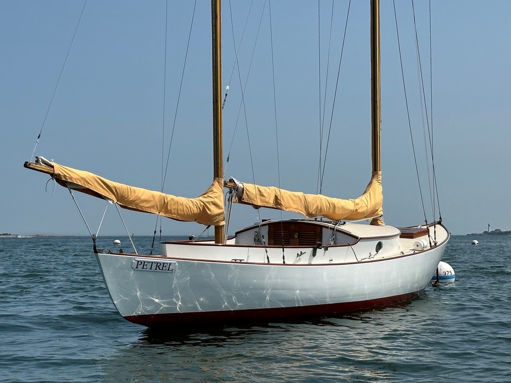 Petrel — Herreshoff Rozinante — photo 3