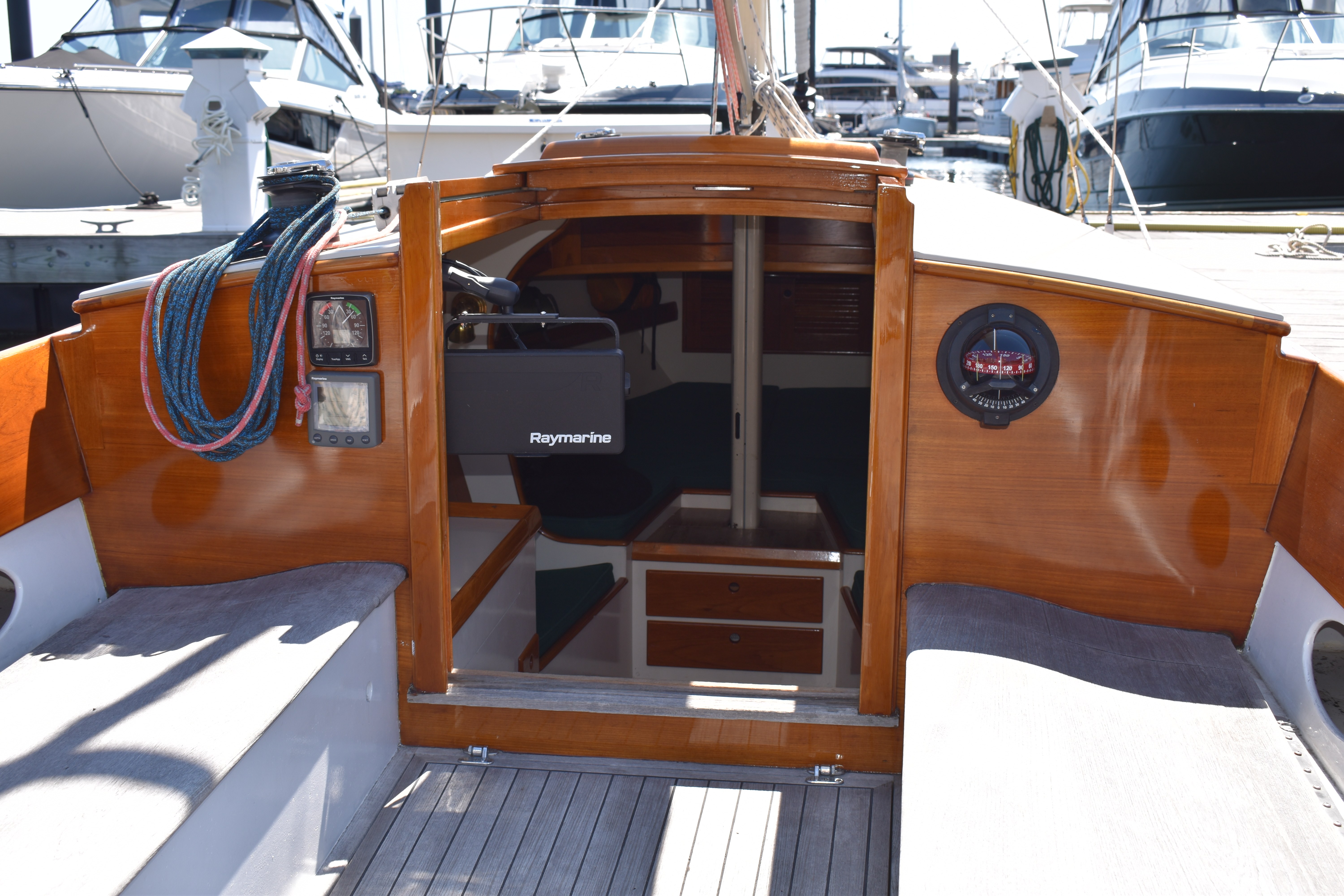 Pudding — Center Harbor 31 Sloop — photo 45
