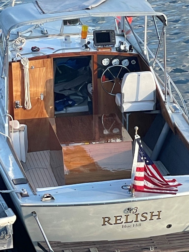 Relish — Chris Craft Cavalier Cutlass — photo 7