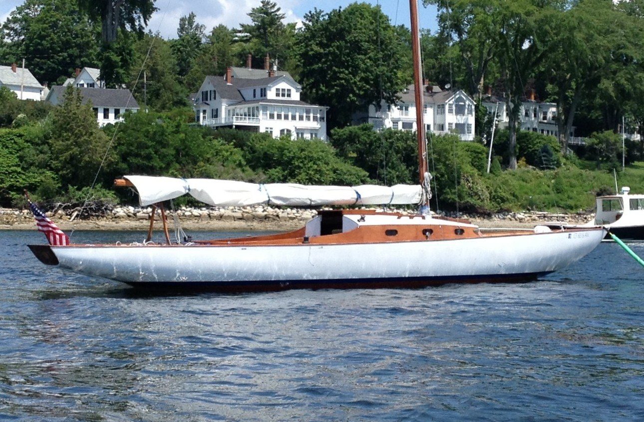 1947 Spot — Kettenburg PC-32 Sloop, 32'
