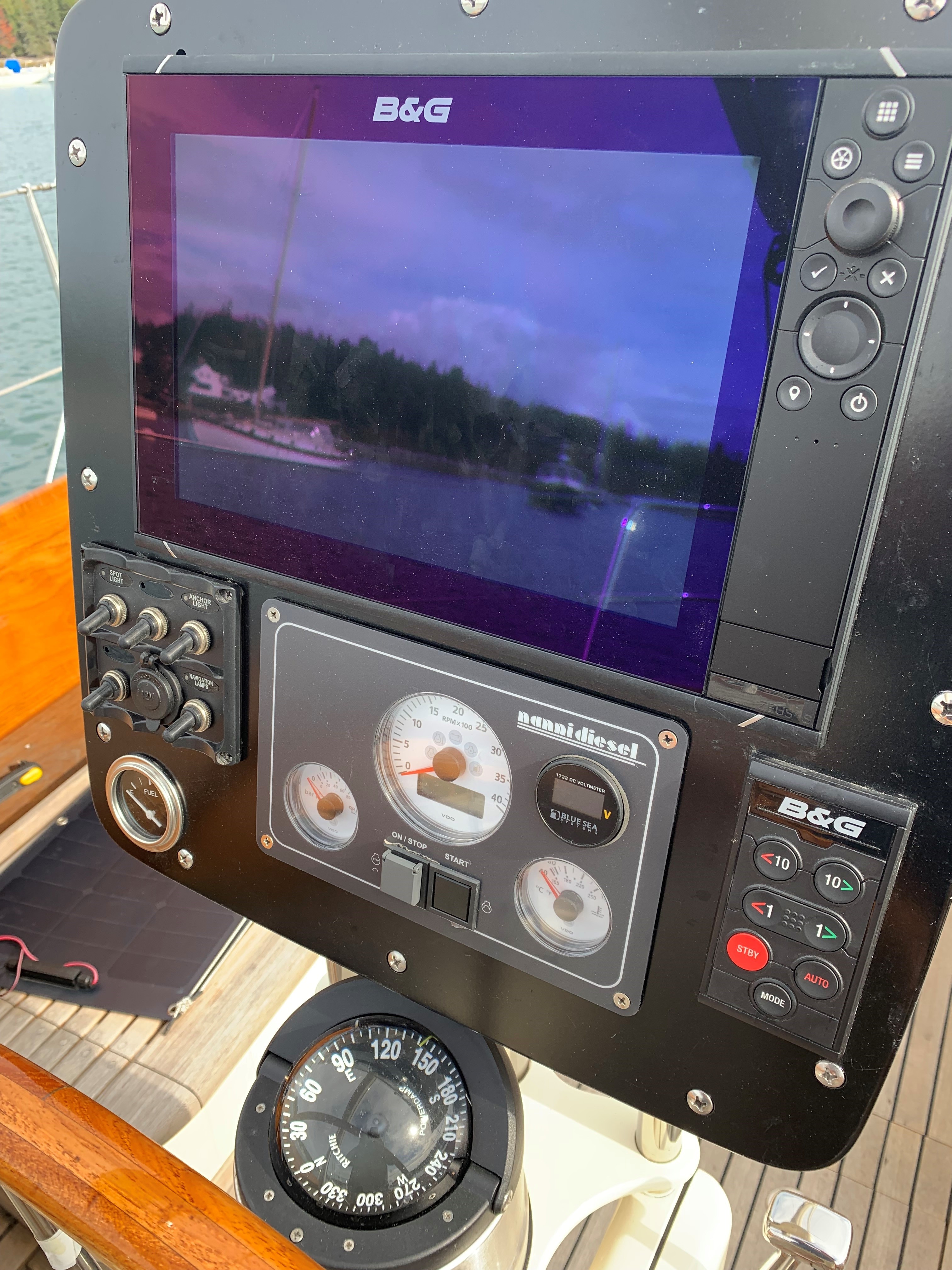 Susan — Brion Rieff 34 Sloop — photo 11