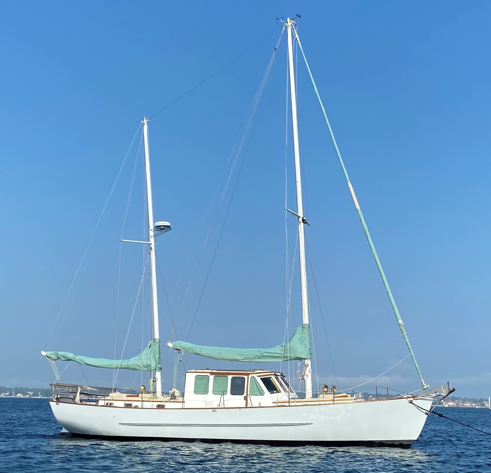 Walrus — Herreshoff Motorsailer Ketch — photo 3